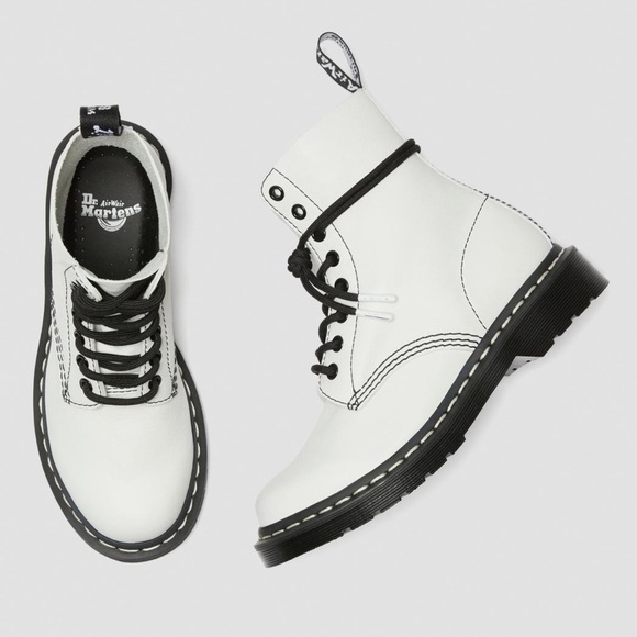 NEW DR MARTENS PASCAL VIRGINIA LEATHER BLACK WHITE BOOT SHOE AUTHENTIC 10 - Picture 8 of 8